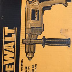 DEWALT DW505K Corded 7.8-Amp 1/2-inch 13mm VSR Dual Range Hammerdrill Kit