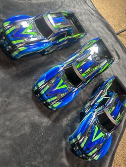 Traxxas 9014-GRN clipless mount body stampede 4x4 Vxl lot of 3