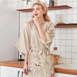 Women's Luxury Silk Chic Crane Print V-Neck Adjustable Belt Kimono Night Robe & Lounge Wear 