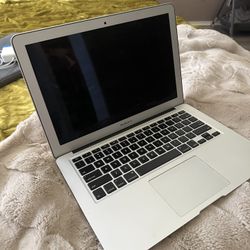 MacBook Air 13 Inch