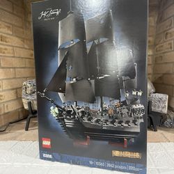 LEGO ICONS: Captain Jack Sparrow's Pirate Ship (10365) Black Pearl