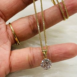 2 Ct Moissanite 18k Gold 