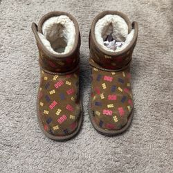 Uggs Girl Boots