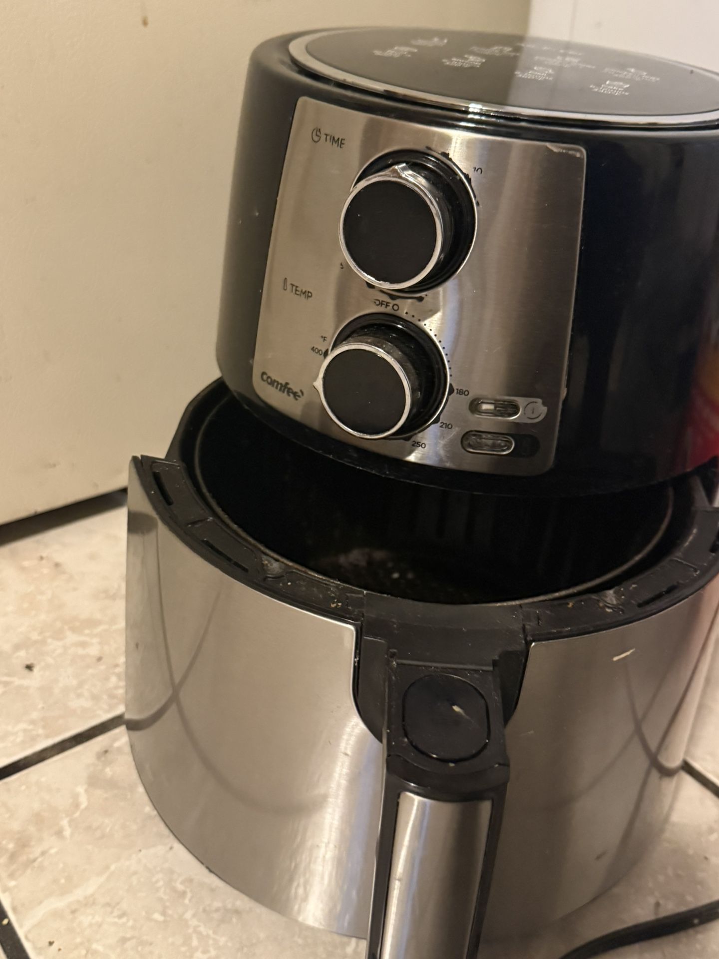 Air Fryer And Microwave