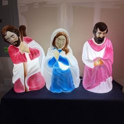 Vintage Empire Blow Molds Mary & Joseph Nativity Scene 29” Christmas Decoration *READ