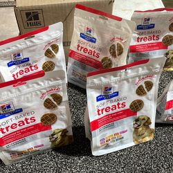 Soft- baked treats box with 6 cash only