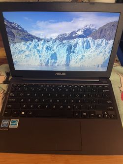 Small Simple Laptop/VivoBook By Asus//BOW