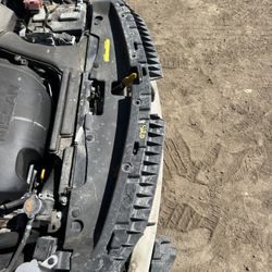 2016-2023 NISSAN MÁXIMA SEDAN RADIATOR COVER 