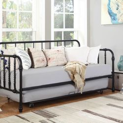 Beautiful Daybed