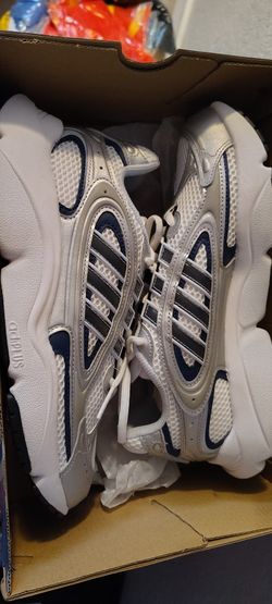 ADIDAS OZMILLEN RUNNING SNEAKERS 9.5W- 8M