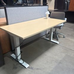 Standing Desks In Stock Multible Sizes Available! 