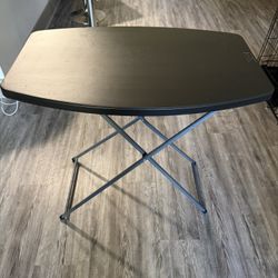 Foldable Table