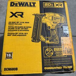 DEWALT 20V MAX XR Lithium-lon Electric Cordless 18-Gauge Brad Nailer (Tool Only)