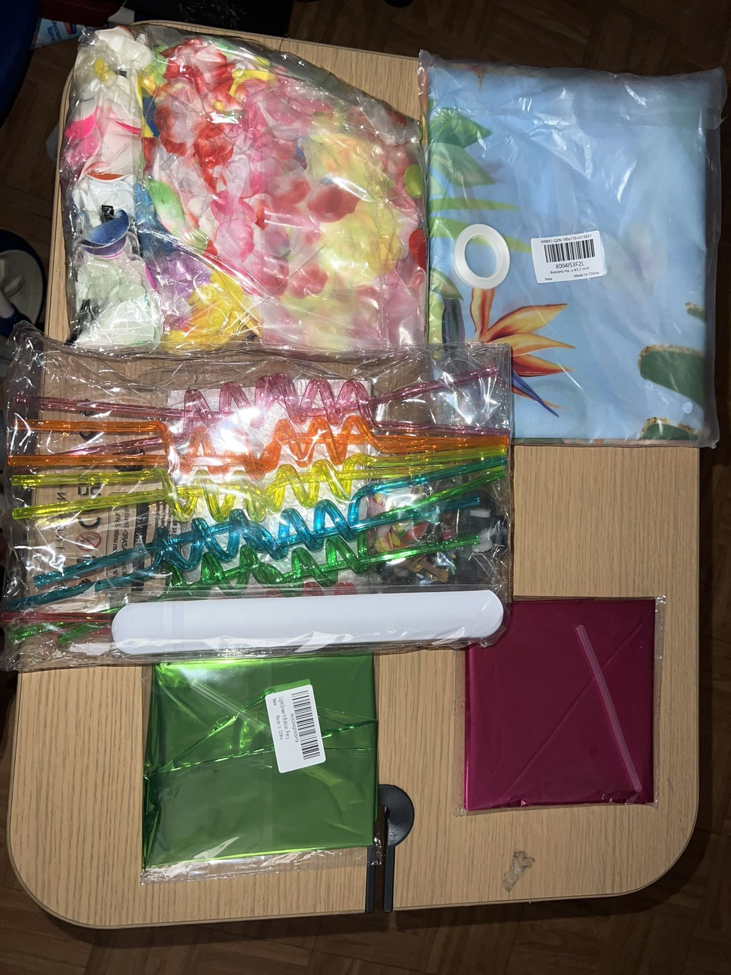 Luau Party Supplies