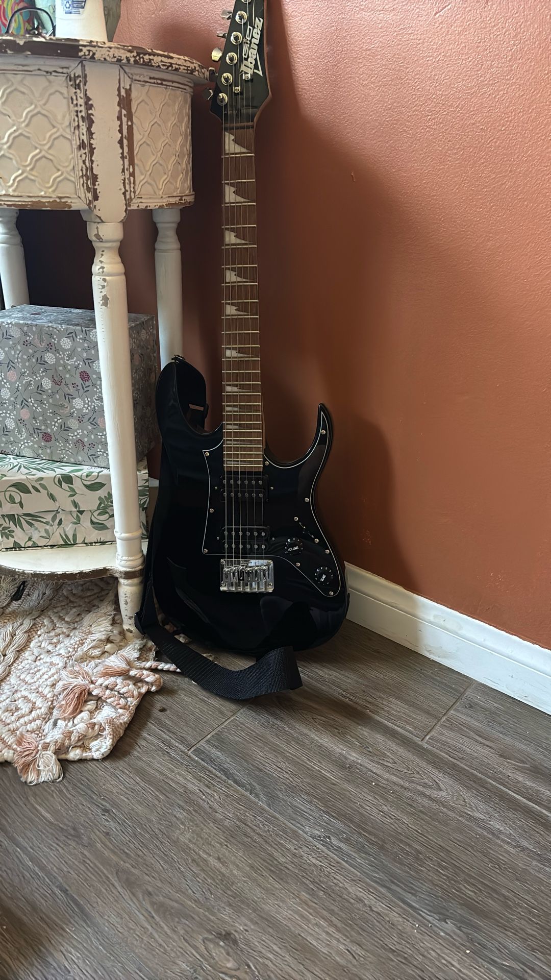 Electric Guitar