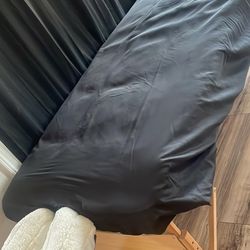 Massage / Eyelash Bed