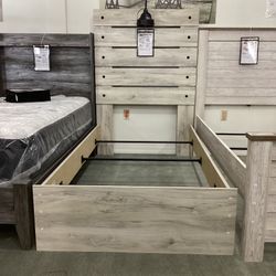 Cambeck Twin Panel Bed
