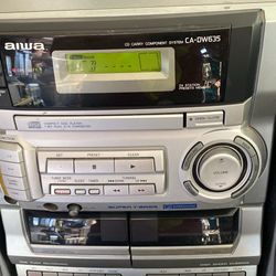 Old School aiwa Boombox