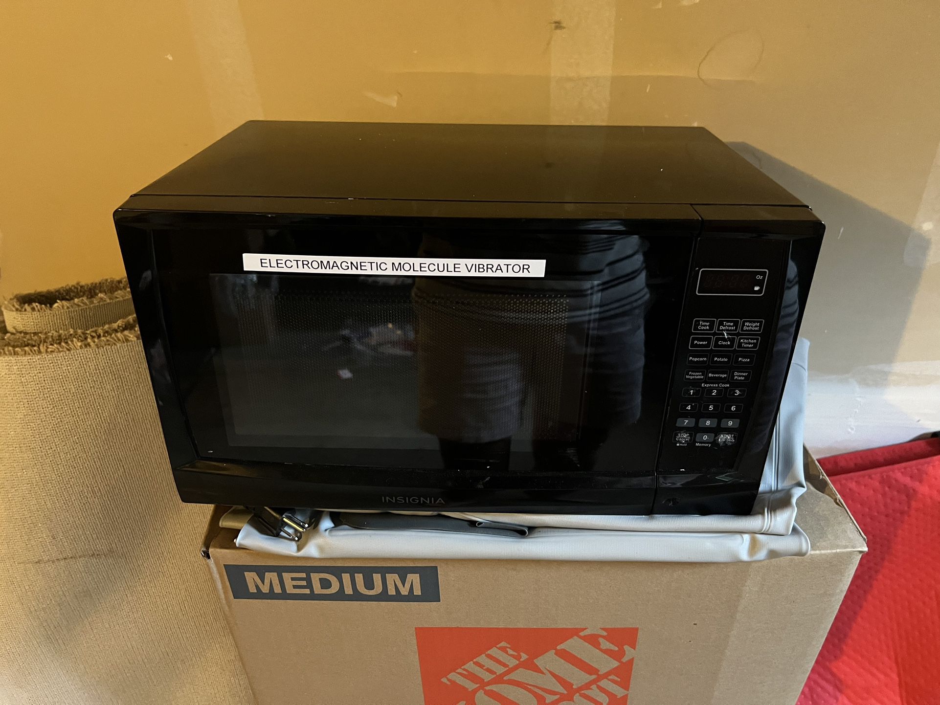 Insignia microwave 