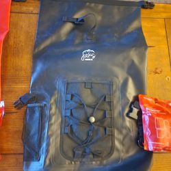 Jaks Trading Co Daylite dry backpack