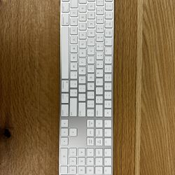 Apple Keyboard (Incl. Numeric Keypad)