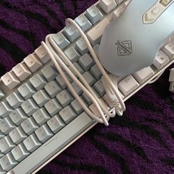 Gaming keyboard 