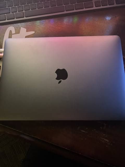 Excellent Condition 2022 MacBook Pro M2