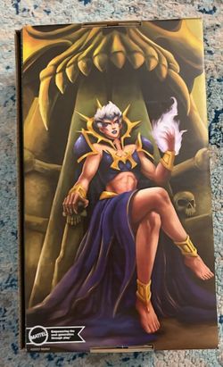Masters of the universe Evil-Lyn Revelation Netflix MOTU Figure w/ Box