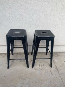 Set of 2 Black Metal Bar Stools