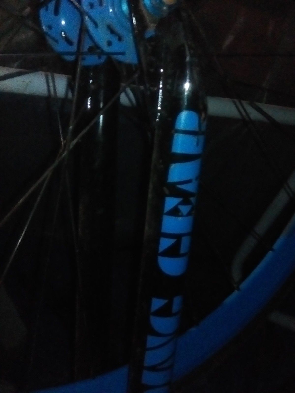 SE PK Ripper black & blue 26"frame like new.Hardly ever ridden bought New.Custom Carbon Fiber rims vintage saddle leather seat.priced to sell fast.