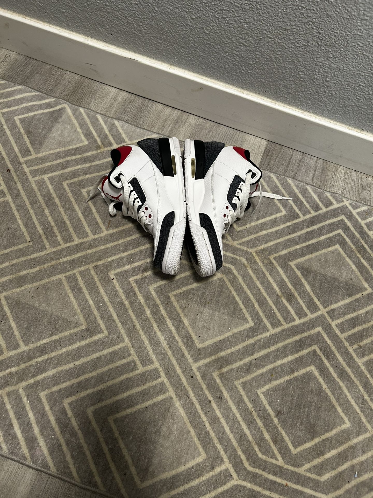 Air Jordan Fire Red 3s