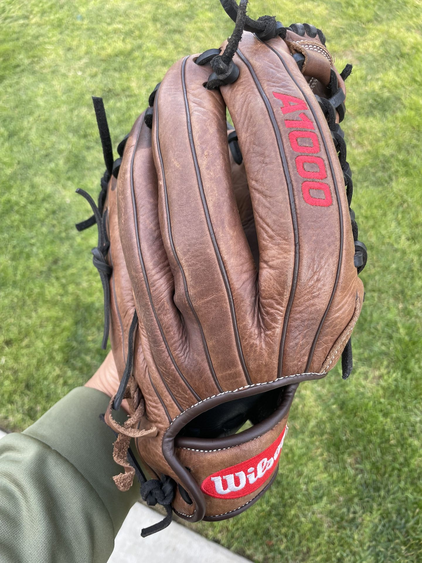 Wilson A1000 Outfielders Glove