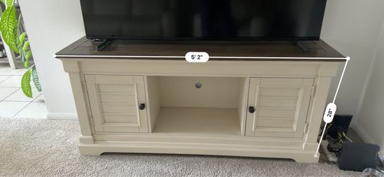Tv stand