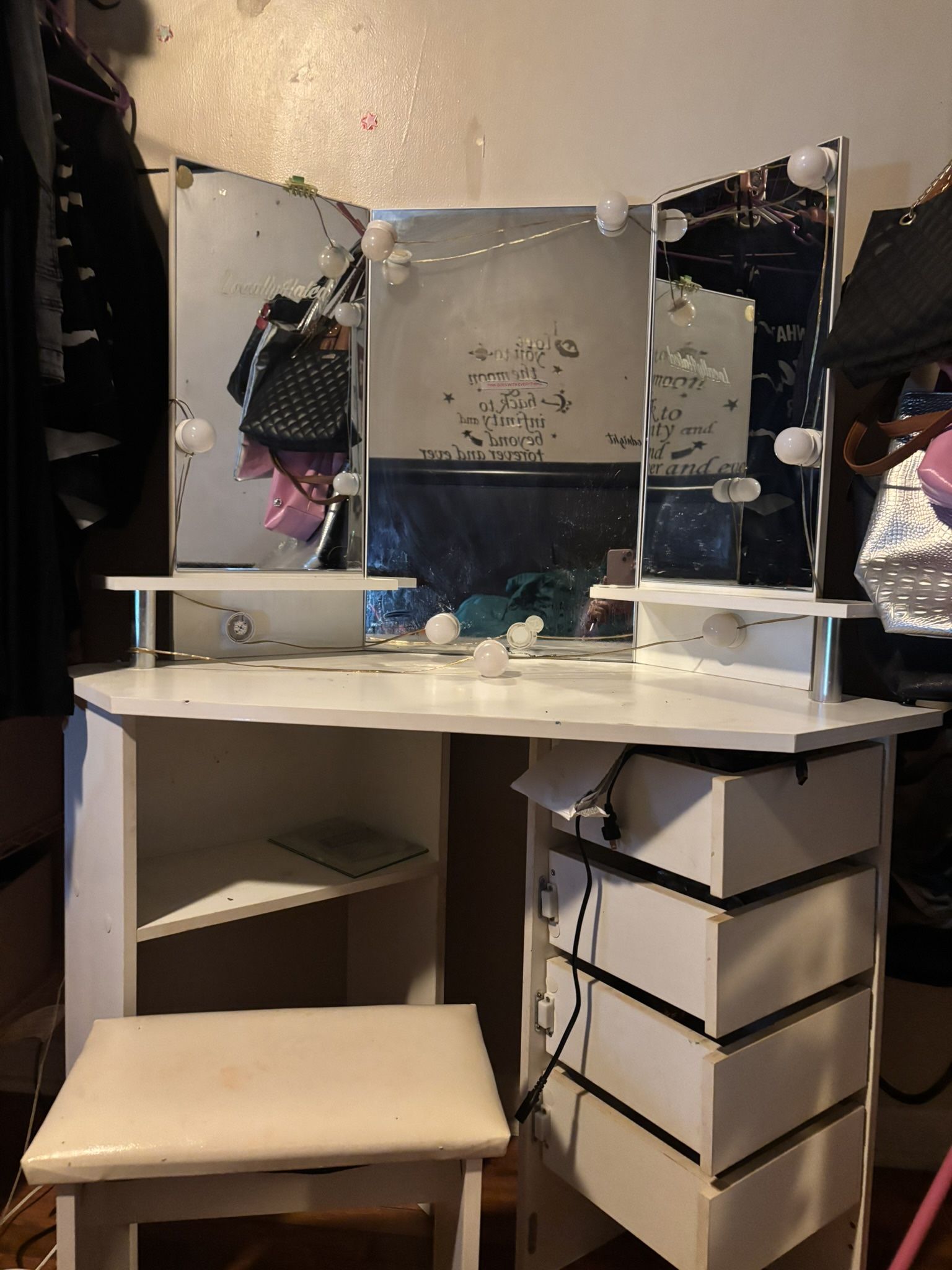 White Wooden Vanity Led Lights 10 Different Settings Stool Included
