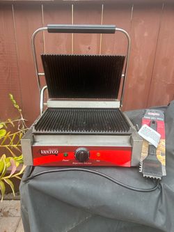 Avantco/Adcraft Model Panini Press