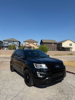 2016 Ford Explorer