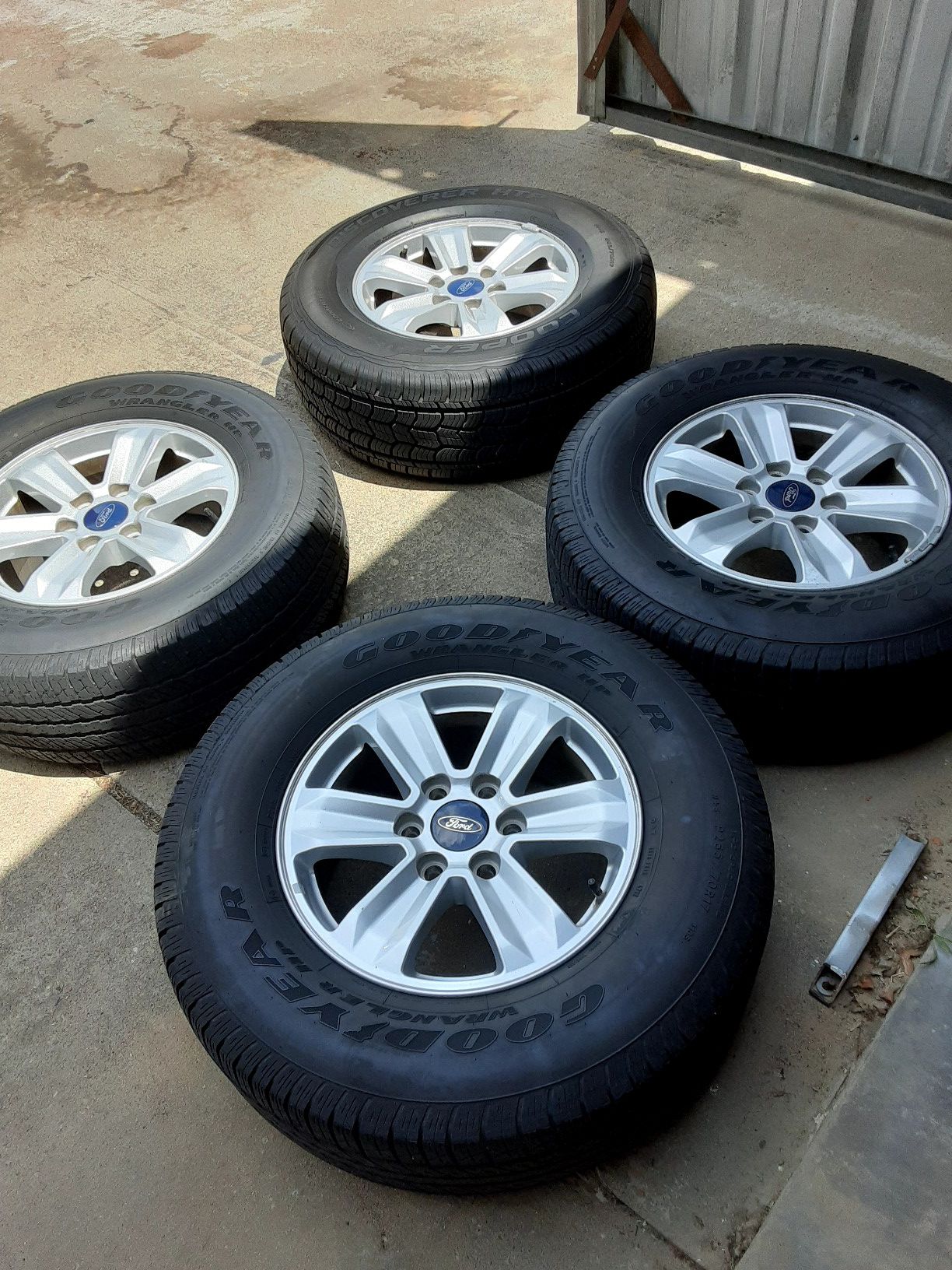 Ford f-150 tires
