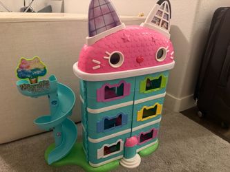 Gabby’s Dollhouse Purrfect Dollhouse Playset