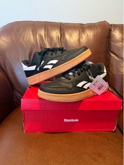 New Reebok BB1000 Sneakers – Men’s Size 9.5 – Black/White Gum Sole