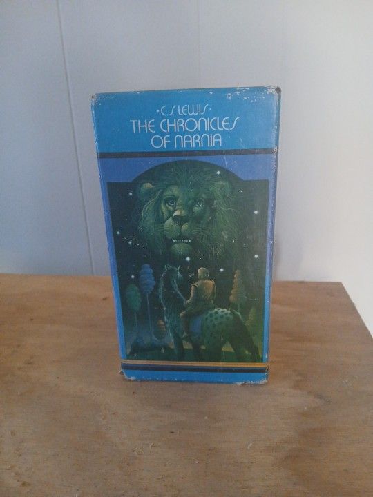 Vintage Chronicals of Narnia Set