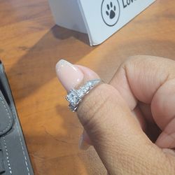 Beautiful Engagement Ring 