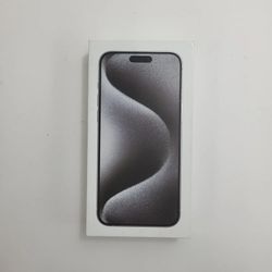  Unlocked Apple iPhone 15 Pro Max 256GB