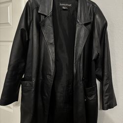 Savannah Leather Coat Size Large Black
