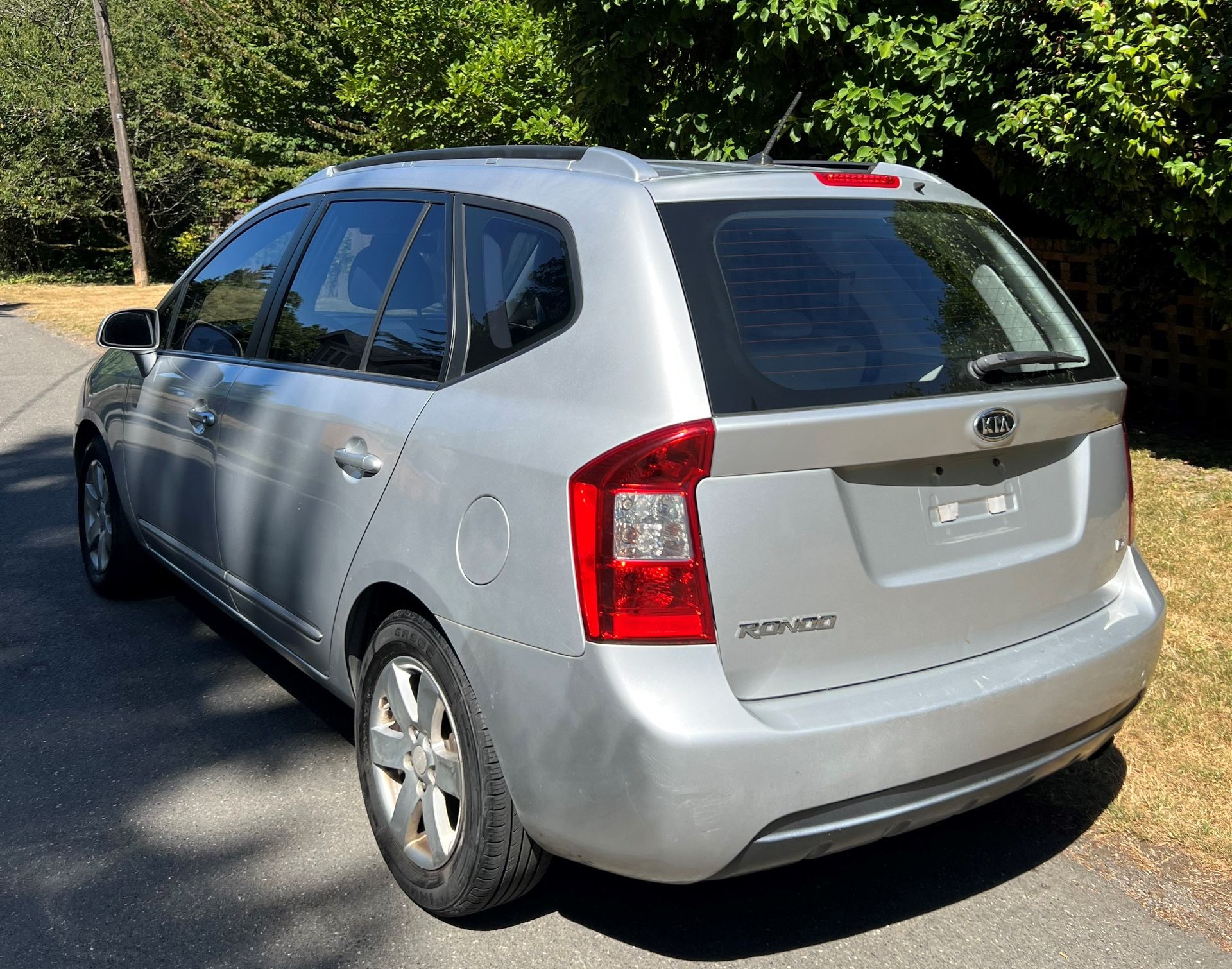 2007 KIA Rondo for Sale in Seattle, WA OfferUp