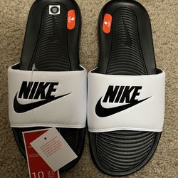 Men’s Nike Victori Sandals 