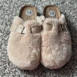 Fuzzy Birkenstock shoes