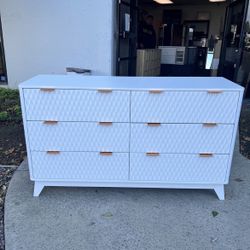 Brand New White 6 Drawer Dresser