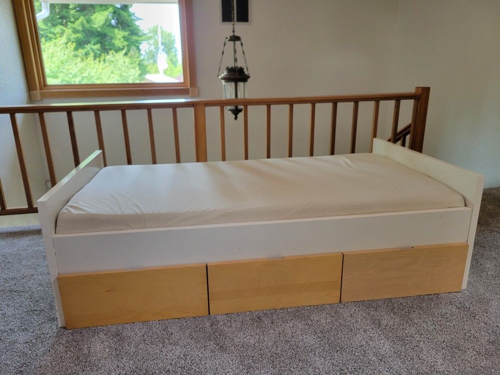 Ikea Twin Bed With Matress