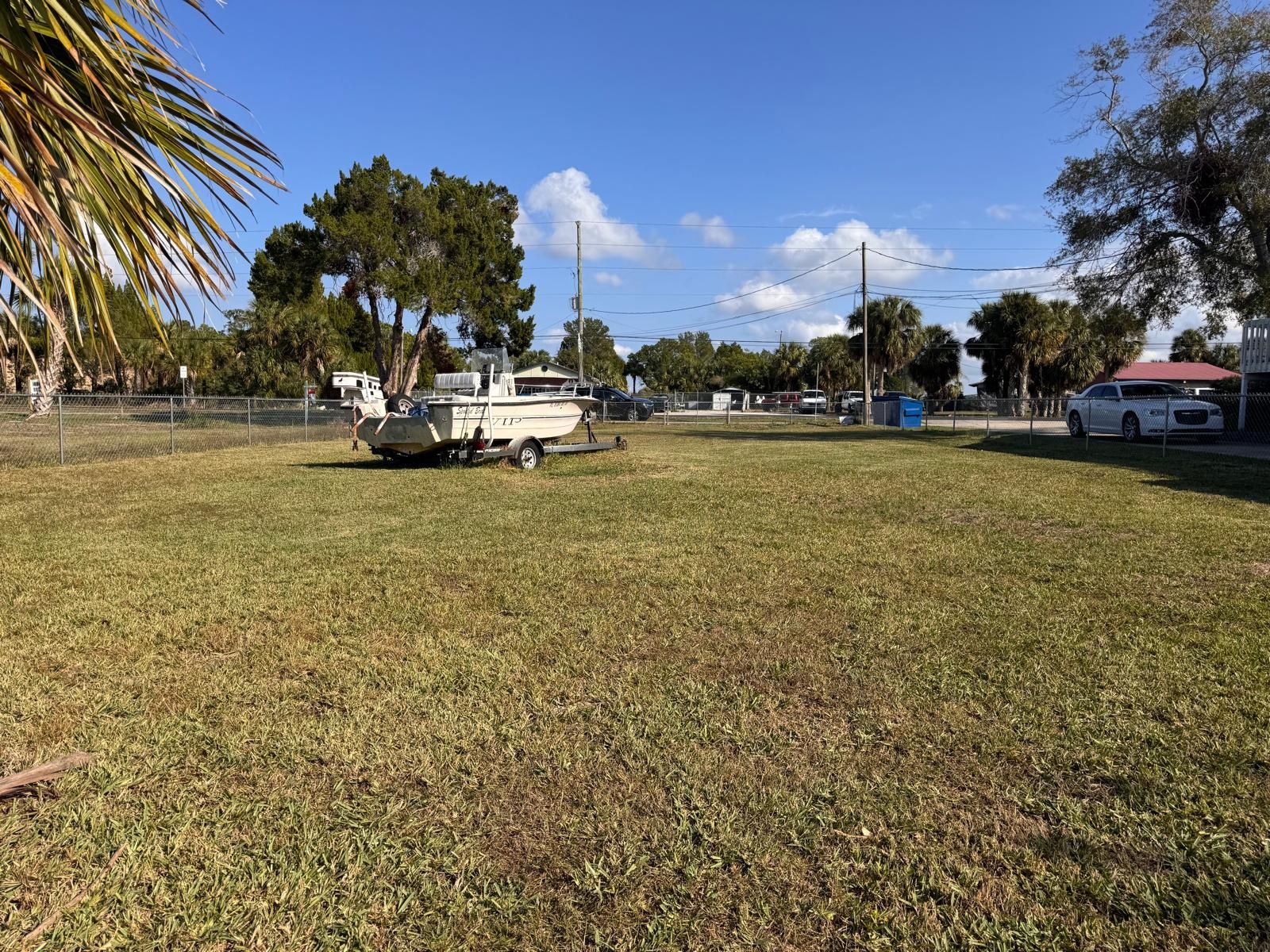 Commercial lot For Sale