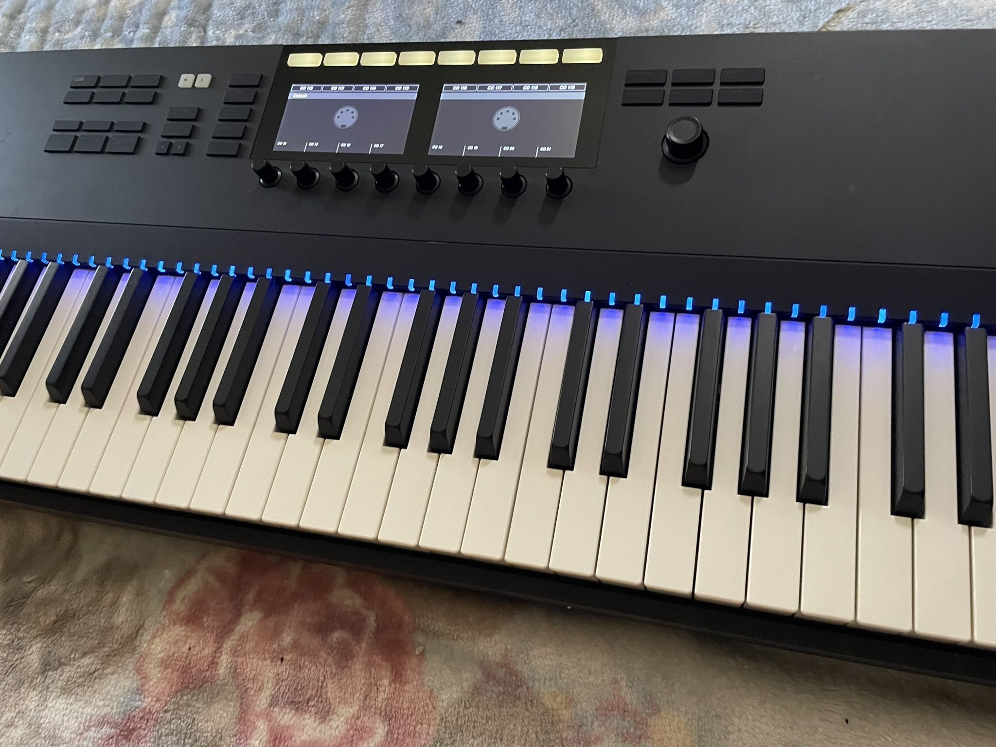 Native Instruments Komplete Kontrol S688